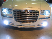 300Cのバルブ交換＆ﾌｫｸﾞﾗﾝﾌﾟHID化！！