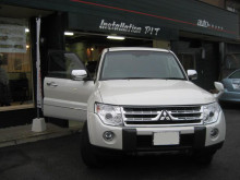 パジェロにレーダー探知機＆ヒッチメンバー取付！