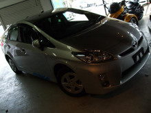 プリウス＆JEEP入庫！