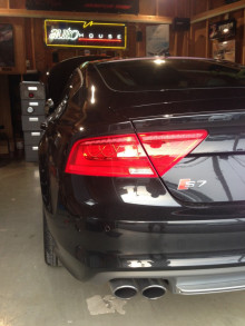 AUDI S7にセキュリティ＆エンスタ!!