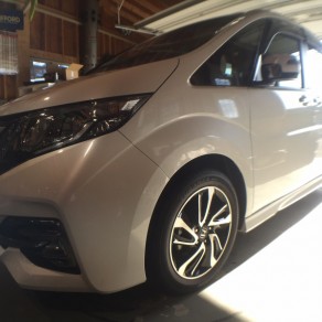 ステップワゴンにセキュリティ施工!!