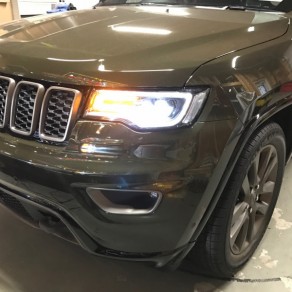 WKグランドチェロキーにセキュリティ施工！！