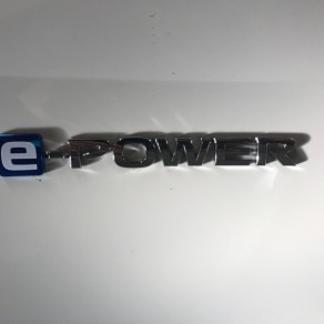 ニッサンノートにセキュリティ取付！！