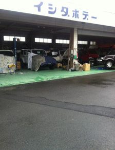 ラングラーが3台入庫。