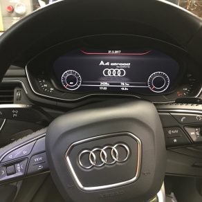 2017 AUDI A4エンジンスターター&セキュリティ他!!