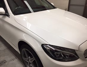 メルセデス･ベンツ　Ｃ２００　Ａ１８０　ＣＬＡ　ＧＬＡ　トヨタ　ﾌﾟﾛﾎﾞｯｸｽ　コーティング作業
