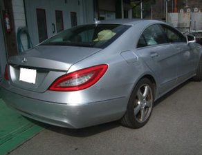 CLS・入庫　レネゲード・入庫　ランドクルーザー200・入庫