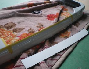 ランクル・ヒッチ、フェンダー穴埋め　アクセラ・入庫　グラチェロ・入庫