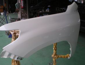 プラド・完成　アクシオ・完成　エリシオン・入庫　ゴルフ・入庫　パトリオット・パテ