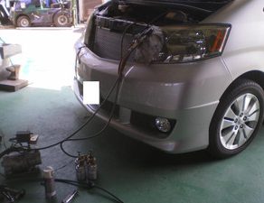 アルファード・完成　パトリ・完成　エクシーガ・入庫　アクセラ・鈑金　コンパス・塗装