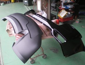 コンパス・完成　クラウン・入庫　ヴィッツ・入庫