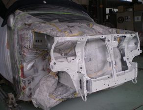 キックス・バルクヘッド塗装・フードシーリング　アリスト・フード下処理　ｼﾎﾞﾚｰ･クルーズ色合わせ