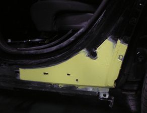 グラチェロ・鈑金、サフ、足廻り　３００C・塗装　シグナス・入庫　セルシオ・入庫