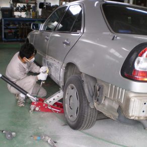 メルセデスベンツ　Ｃクラス　Ｅクラス