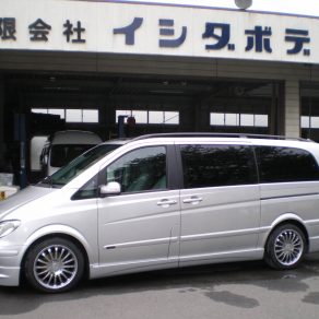 メルセデスＶクラス　ラングラー　パッソ　アルファ147