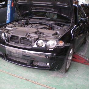 BMW318　アルファ147