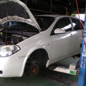 日産プリメーラワゴン　ジープﾁｪﾛｷｰ　ﾄﾖﾀソアラ