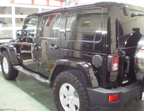 ラングラー・コーティング　ＴＮ－７・鈑金　ベンツＥ３５０・入庫