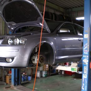 アウディＡ3クワトロ　カローラフィールダー