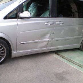 メルセデスV350 レガシィ ジープチェロキー フィット