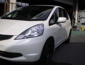 フィット・入庫　ムーヴ・入庫　マークX・磨き　デミオ・鈑金