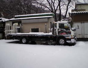 大雪　スバルインプレッサ　ハイエース燃料ポンプ