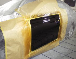 マークＸ・塗装、磨き　ラングラー・入庫　エルフ・入庫　グラチェロ・塗装準備