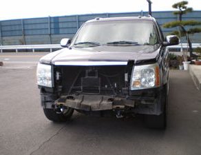 キャデラックエスカレード　三菱タウンボックス