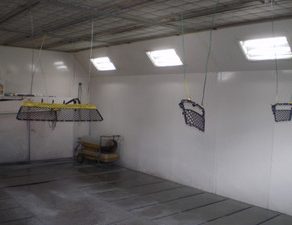 ベンツE63・グリル塗装　ベンツ・色合わせ　PTクルーザー・入庫