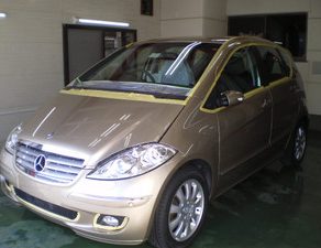 ベンツA200・コーティング完成　ベンツE63・キャリパー組付　スイフト・マスキング