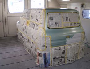 ラﾊﾟﾝペイント　カローラテールランプ交換