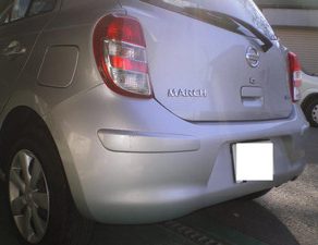 マーチ・入庫　ハイエース・サフェーサ準備、色合わせ　