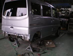 タウンボックスベアリング交換 デリカ2トン アストラGT ステラ ラパン サッ黒