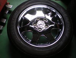 アキュラメッキホイール プリウス磨き ハイエースドアペイント 35GTRエアロ パトリ納車