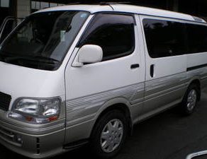 ハイエース納車 トヨタコースターペイント