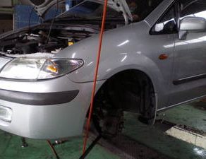 プレマシー車検整備 フィットペイント ホイルペイント ジムニー板金 SC430板金 プレオ板金 ミニカ下地