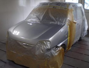 プレオペイント　アイ納車　サーフローター研磨　ＢＭＷアクティブハイブリット7　ＰＴｸﾙｰｻﾞｰガラスコート