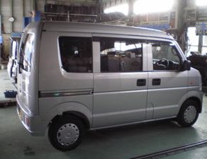 エブリィ組みつけ　ﾁｪﾛｷｰオーバーフェンダー　モビリオ板金　レガシィエアサス　ＢＭＷ部品入庫