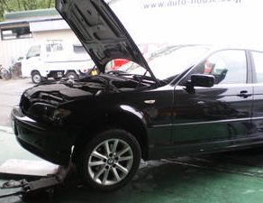 ＢＭＷオイル交換　モビリオ下地＆ペイント　エアホース交換