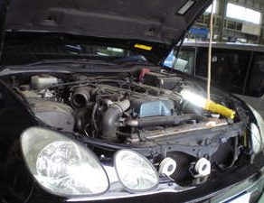 アリストラジエター交換　モビリオバンパーペイント　コンプレッサーオートﾄﾞレン　ネコソギエース