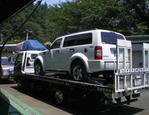 ナイトロ入庫 グランドチェロキーガラスコート施工 300C納車 PTパーツ届く プリウス完成 マーチ車検整備