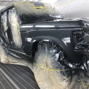 色が入りましたよ～!!ランドクルーザー60!!