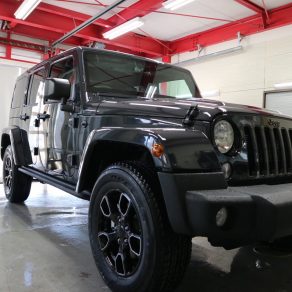 グランドチェロキー＆ラングラーにガラスコーティング!!