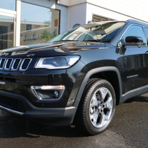 JEEPコンパスLIMITEDにTVキャンセラー取付＆ガラスコーティング他!!