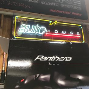 ランクル0に盗難防止装置パンテーラ取付け 板金 塗装 コーティング カーセキュリティのオートハウス イシダボデー ランクル0に盗難防止装置パンテーラ取付け 板金 塗装 コーティング カーセキュリティのオートハウス イシダボデー