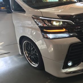 ヴェルファイヤー流れるウインカー!!