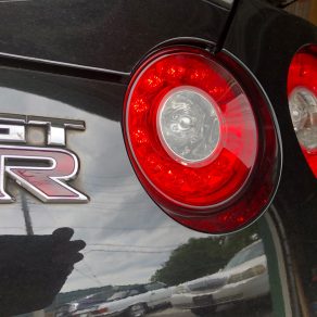 35GT-R専用盗難防止装置オートハウス!!