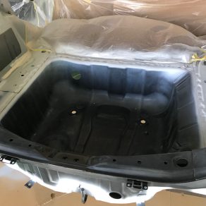 フィットHV板金塗装、群馬県STANDOX使用のお店。