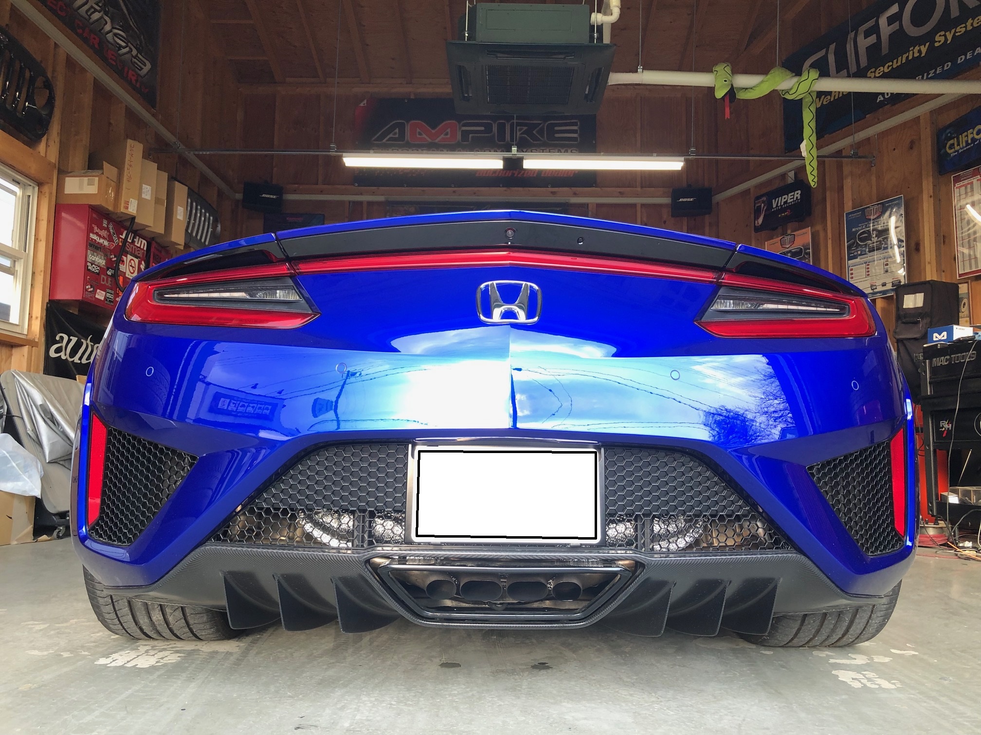 NSXのセキュリティ施工完成！！ | 板金・塗装・コーティング・カー