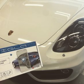 【動画付】ポルシェ ケイマンにデジタルイモビライザー取付!!